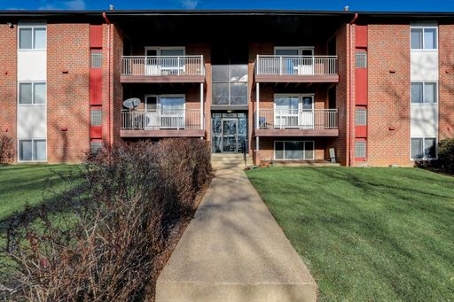 2 Bedroom Townhome – 4716 Wakefield Rd Unit 104, Baltimore, MD 21216