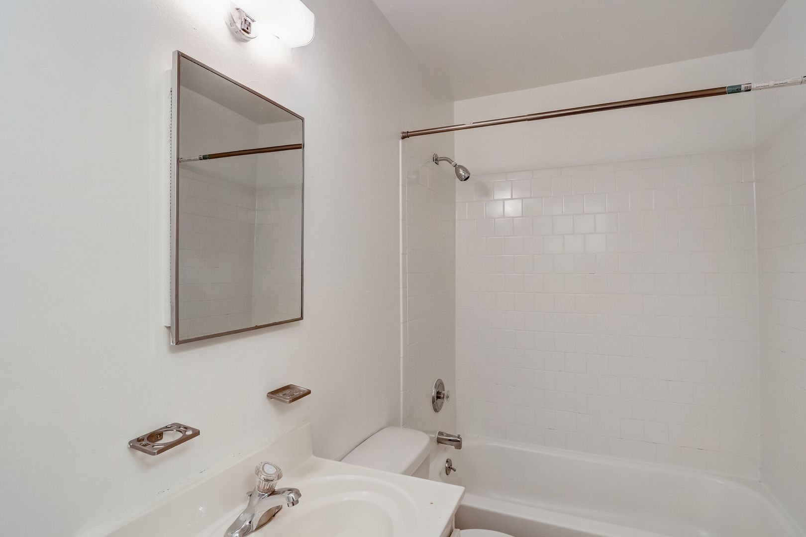 Baltimore Apartment: 4738 Wakefield Rd.