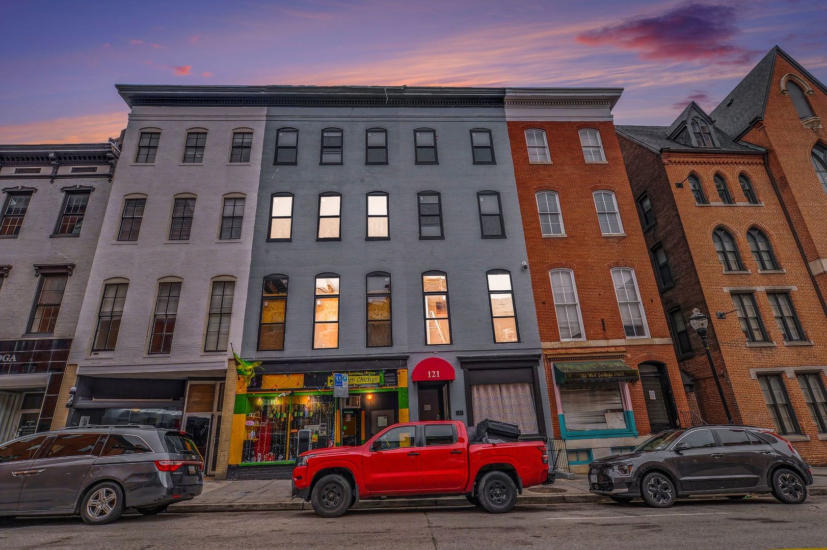 Baltimore Apartment: 117 West Saratoga Street