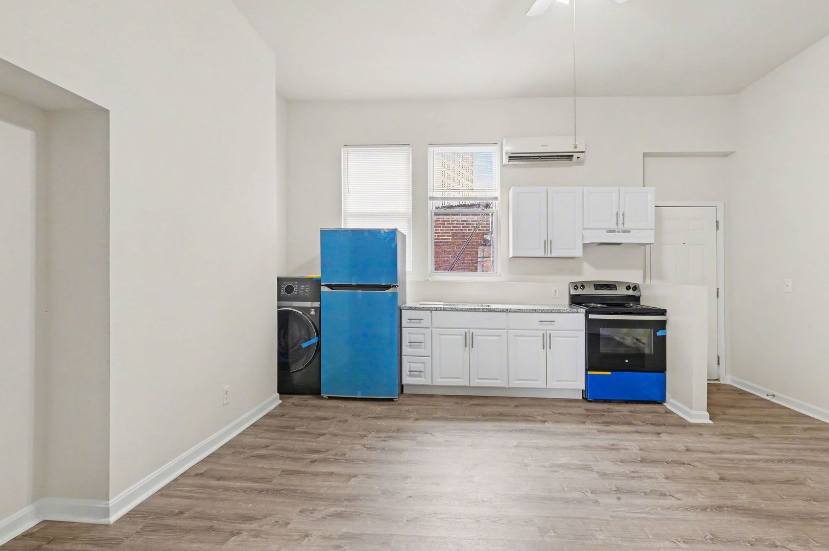 Baltimore Apartment: 117 West Saratoga Street