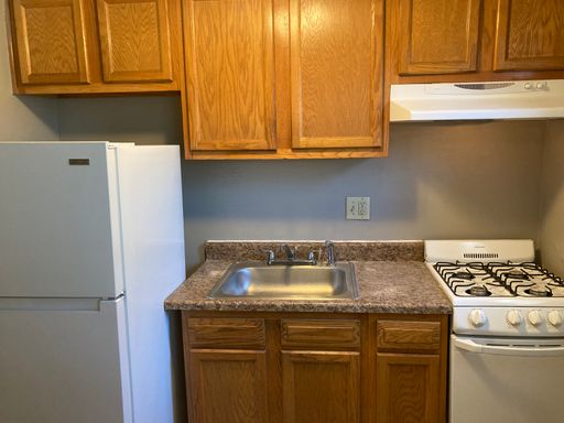1 Bedroom Apartment – 4115 St Georges Ave, Unit # 06, Baltimore, MD 21218
