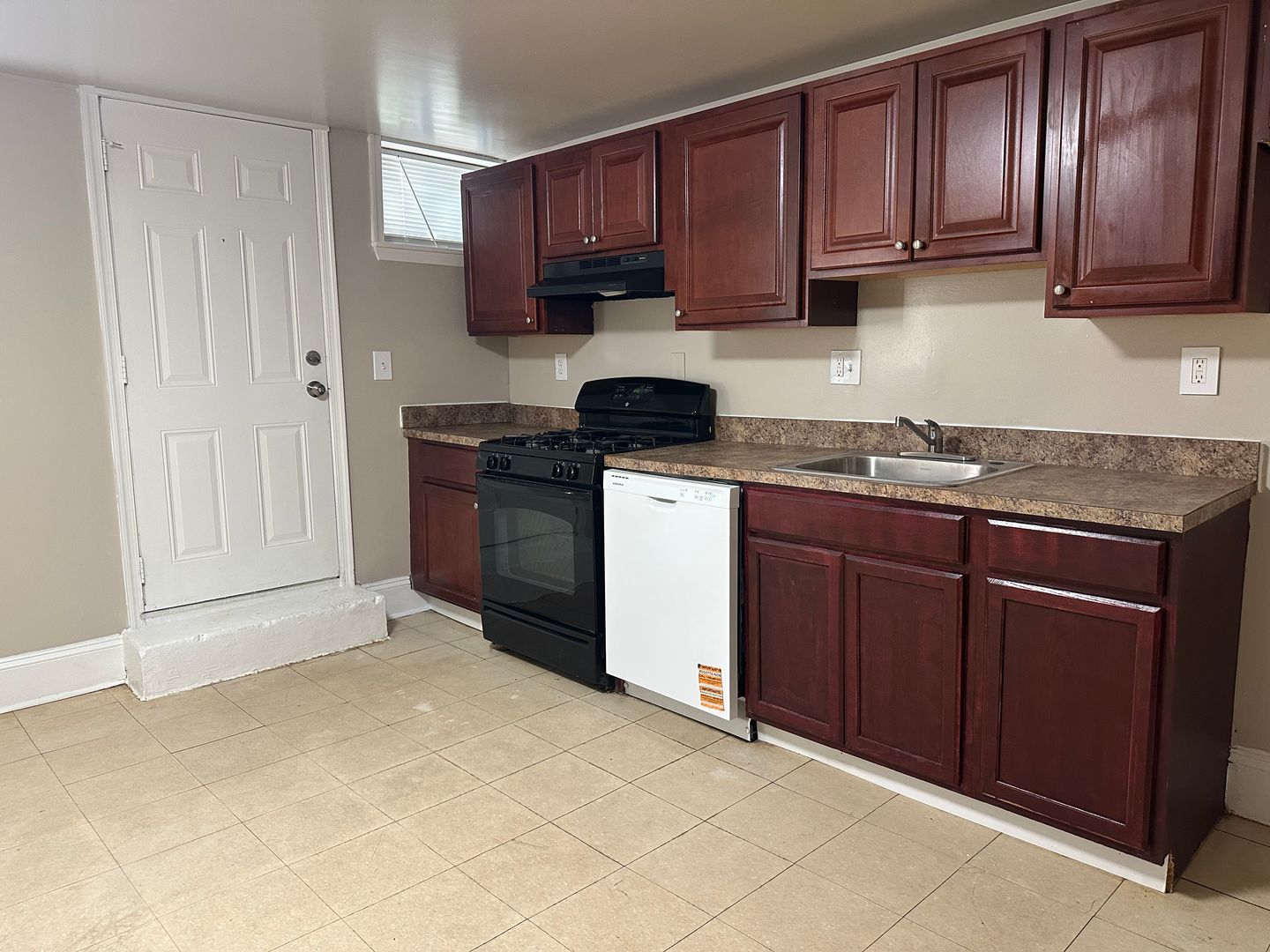 Baltimore Apartment: 3706 Erdman Avenue