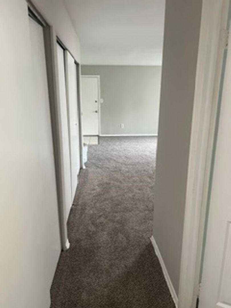 Baltimore Apartment: 5600-5601 Leiden Road