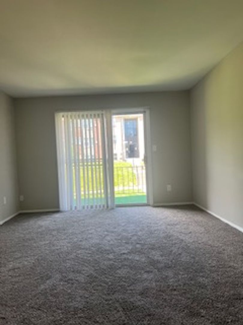 Baltimore Apartment: 5600-5601 Leiden Road