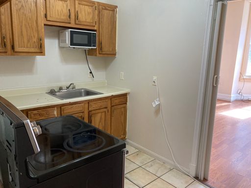 Apartment – 107 West Saratoga Street - 2, Baltimore, MD 21201