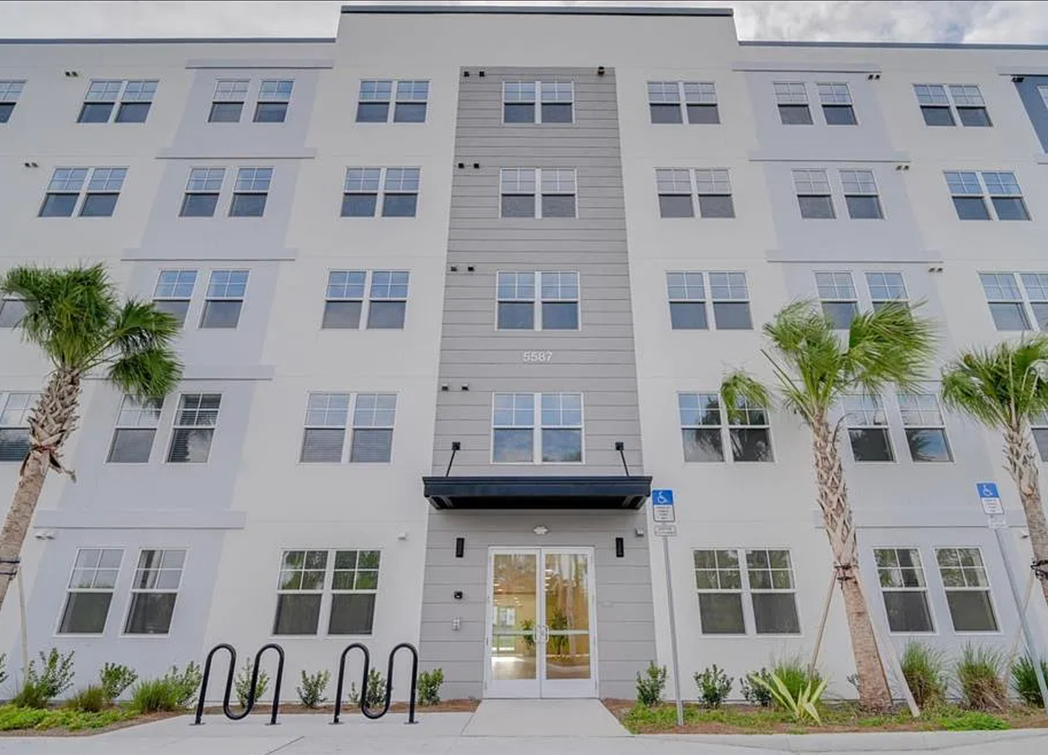 orlando House: 5579 Millenia Park Blvd