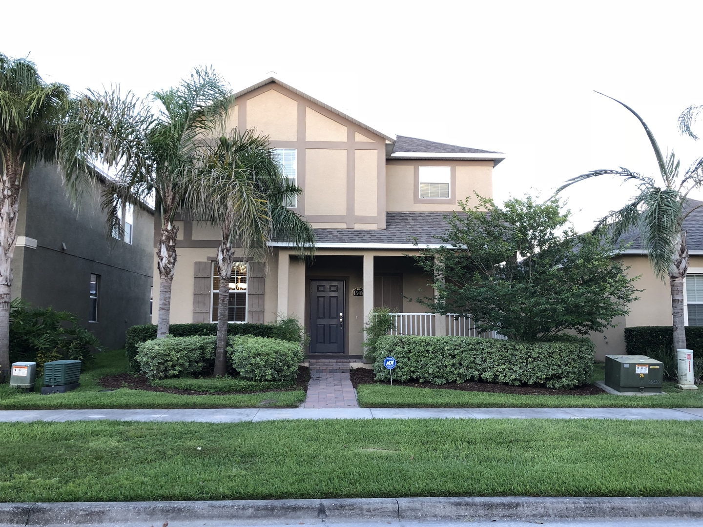 Winter Garden House: 15406 Fort Clatsop Cres