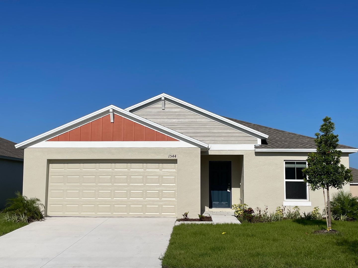 Winter Haven House: 1544 Axel Circle