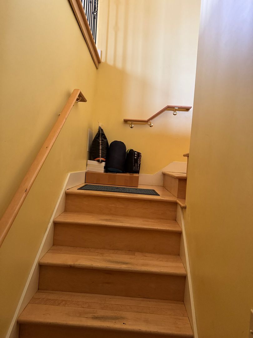 Portland Apartment: 2625 SE 21st Ave