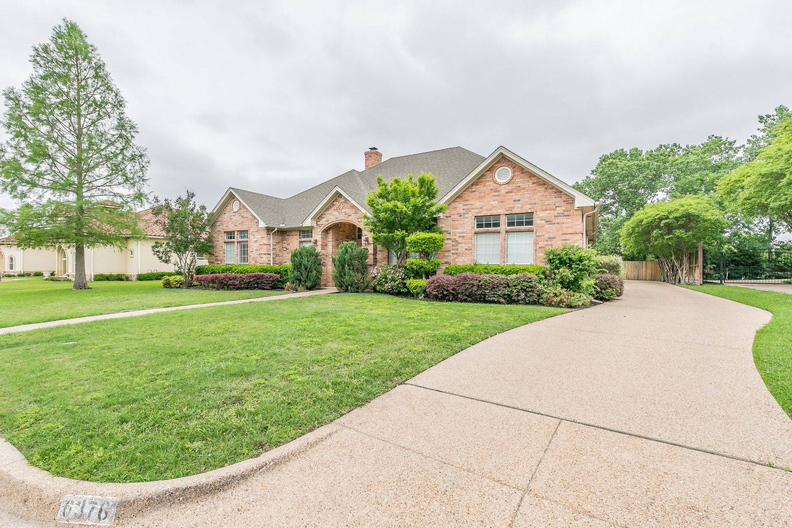 Fort Worth House: 6376 Newport Court