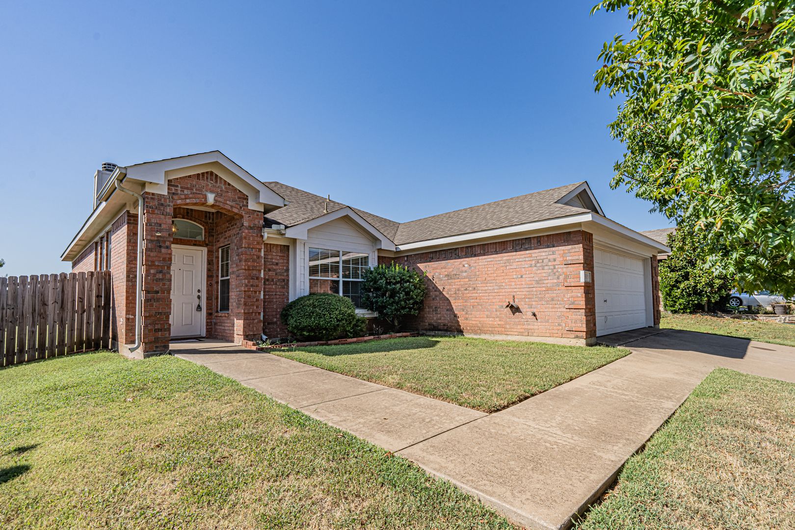Fort Worth House: 3929 Winter Springs Dr