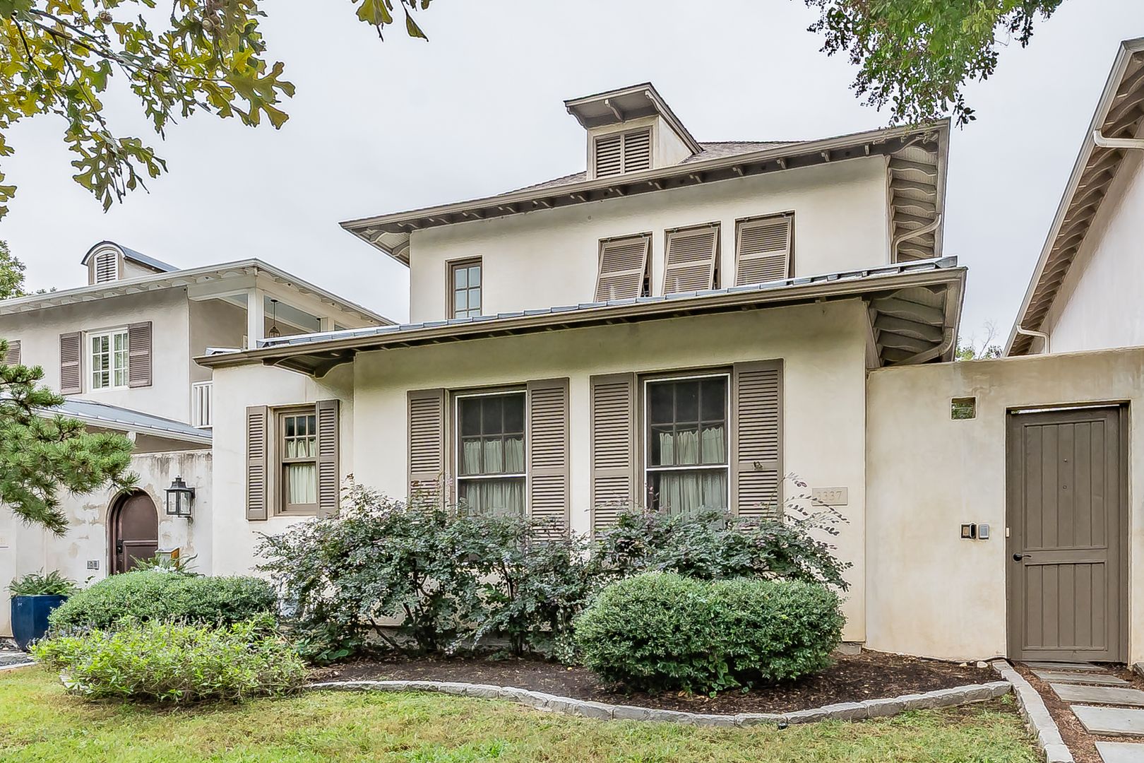Fort Worth House: 3337 W. 4th St.