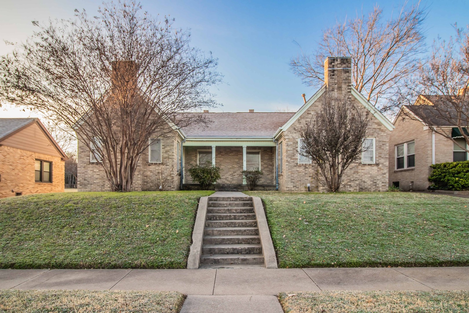 Fort Worth House: 4411 Pershing Ave