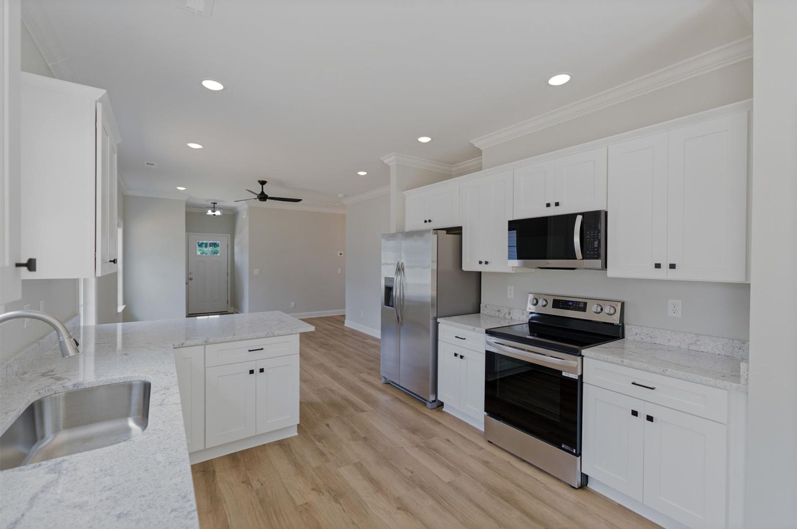 Cleveland Apartment: 415 Minnis Rd