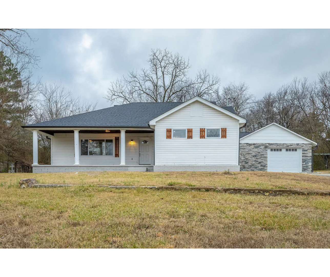 Chattanooga House: 6403 Harrison Pike