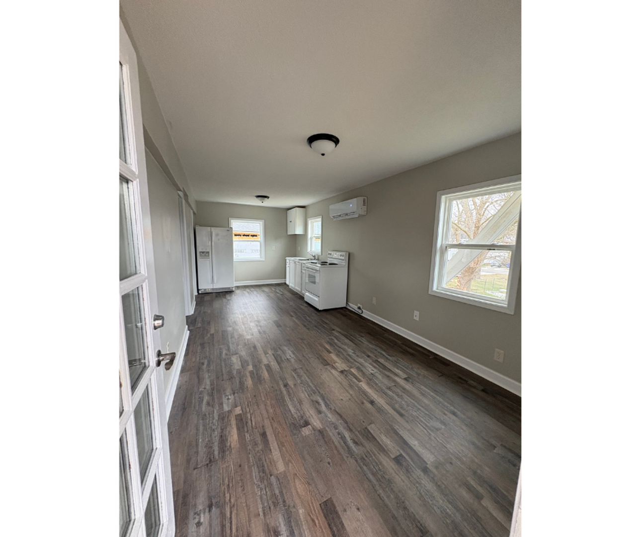 Cleveland House: 451 16th St