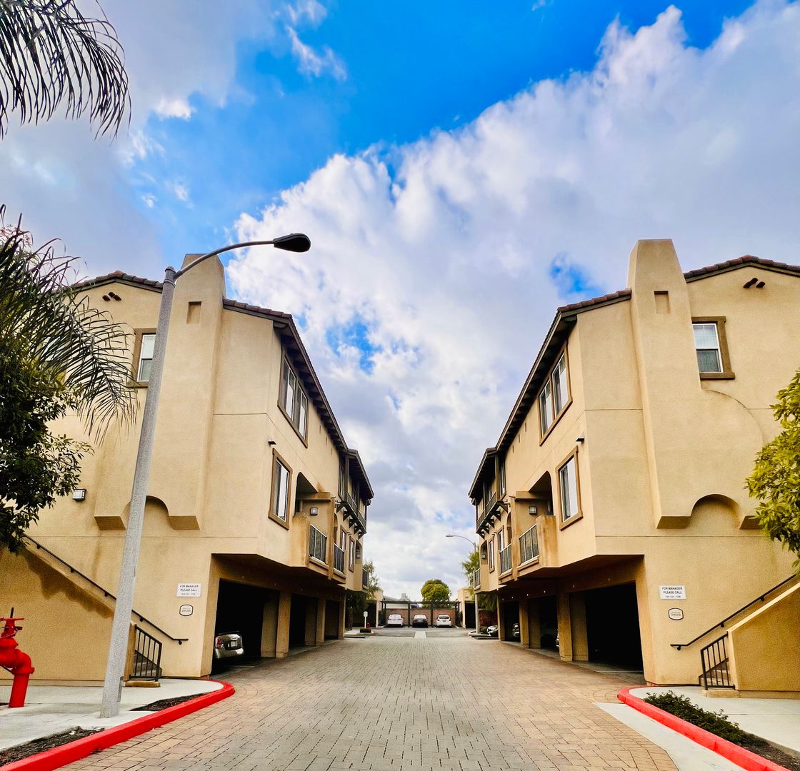 Buena Park Apartment: 6785 Knott Ave.