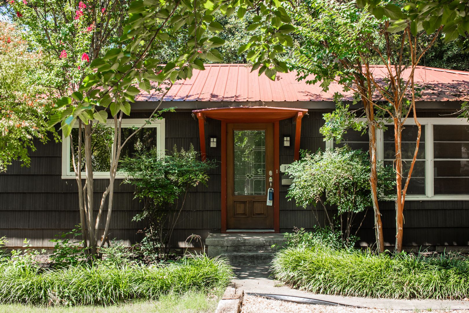 Fayetteville House: 1627 Oakland Ave.