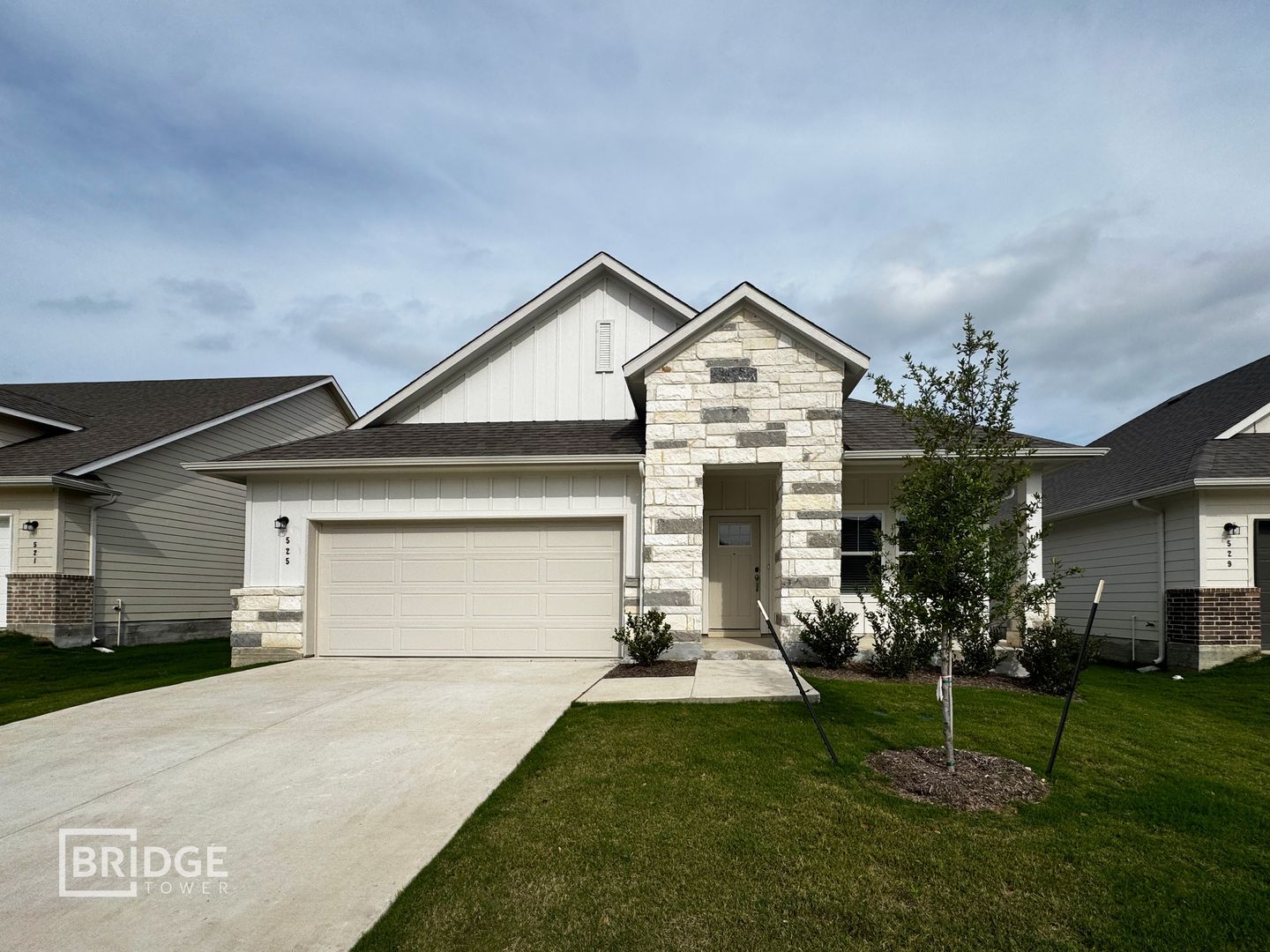 Temple House: 525 Thistle Brook Drive