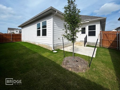 Listing photo thumbnail