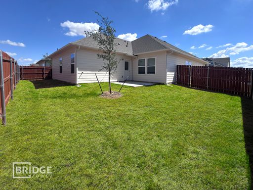 Listing photo thumbnail