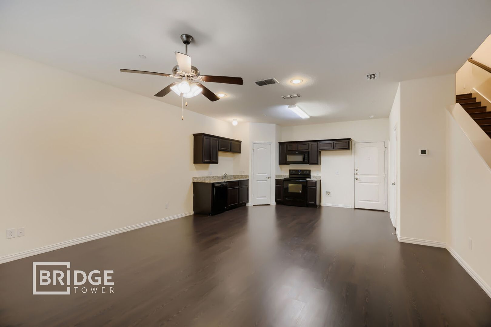 Lewisville House: 1317 Lake Crest Lane