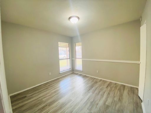 Listing photo thumbnail
