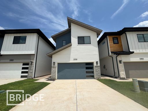 33126 Oak Heights Place, Magnolia, TX 77354