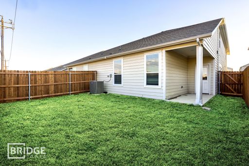 Listing photo thumbnail