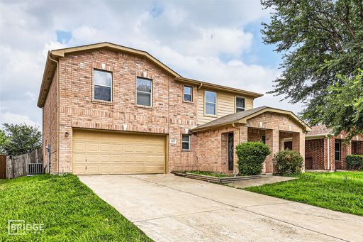 1621 Dragonback Pass, Little Elm, TX 75036
