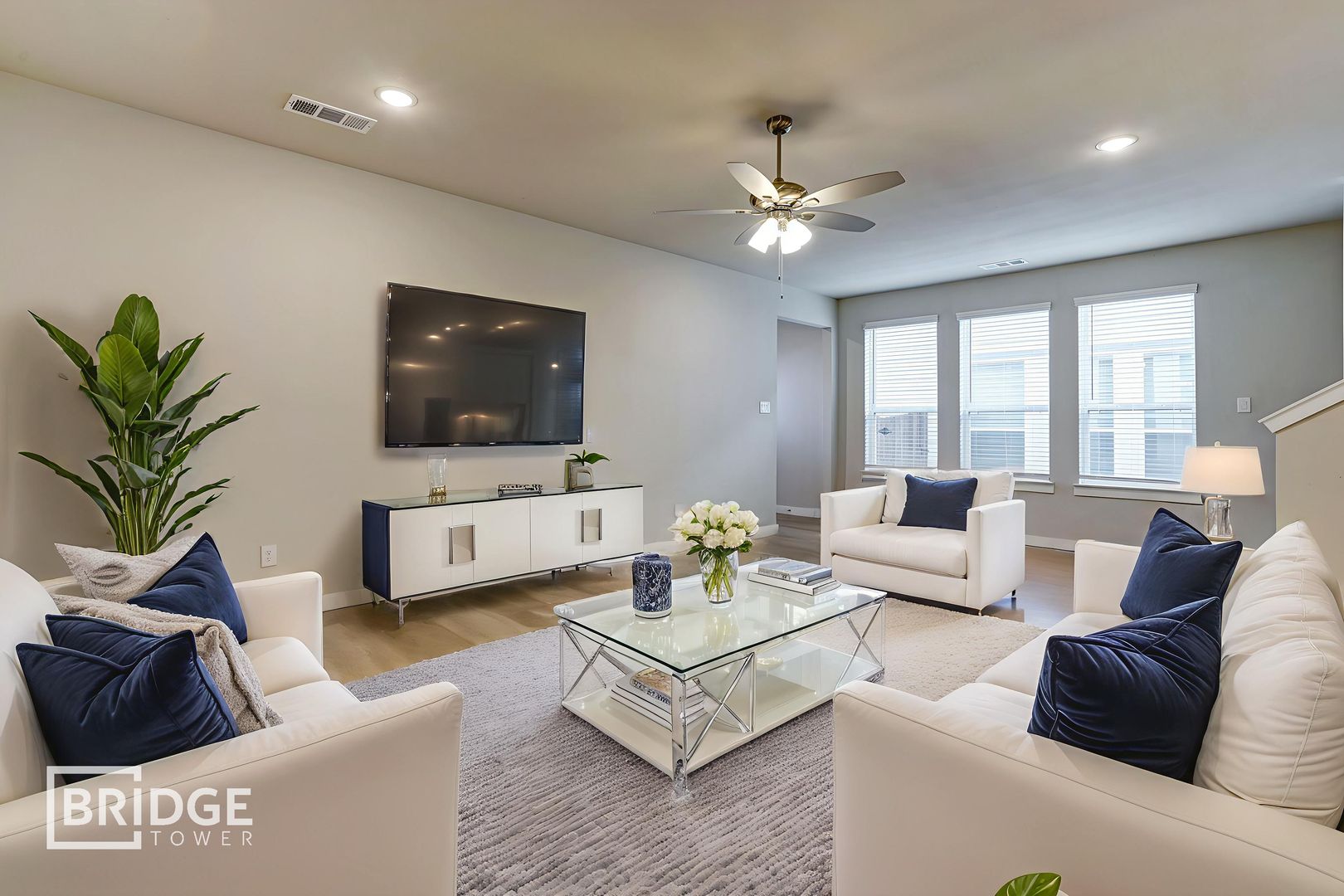 Crowley House: 4140 Tobin Drive