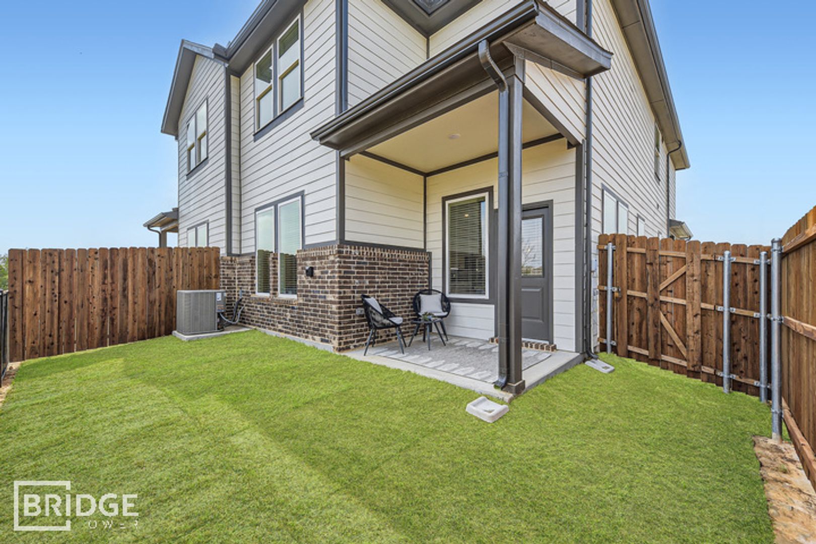 Arlington House: 8105 Sawyer Drive