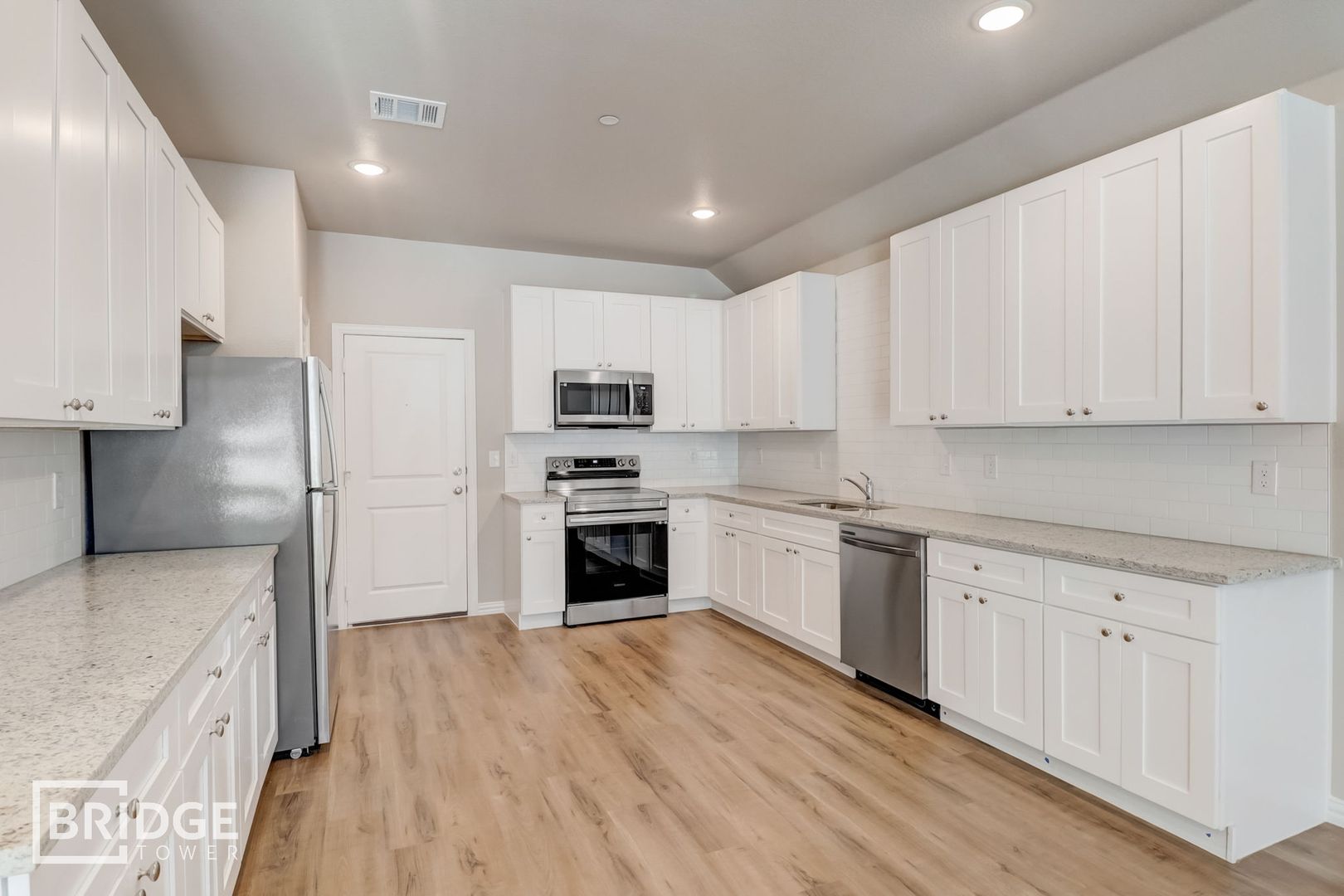 Burleson House: 1016 E Golden Lane