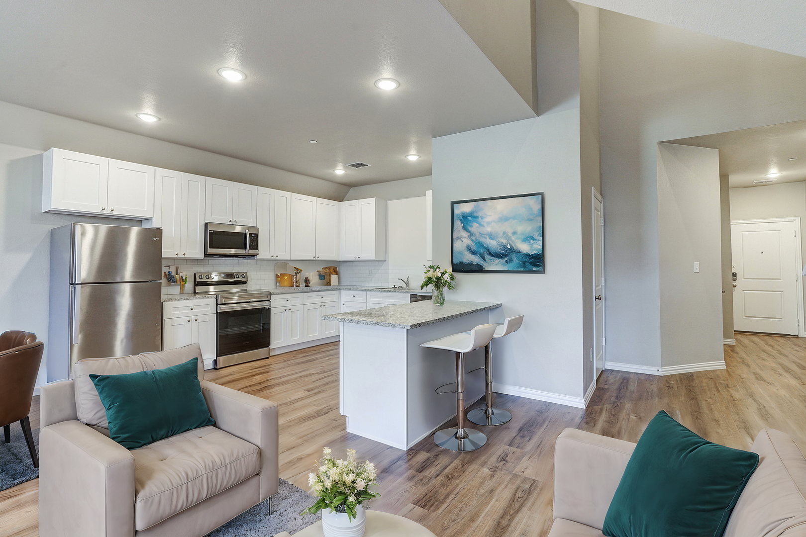 Burleson House: 1029 E Golden Lane