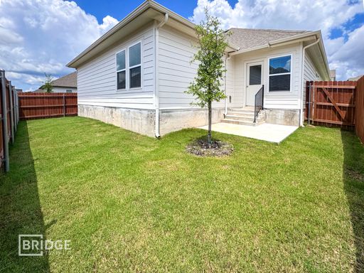 Listing photo thumbnail