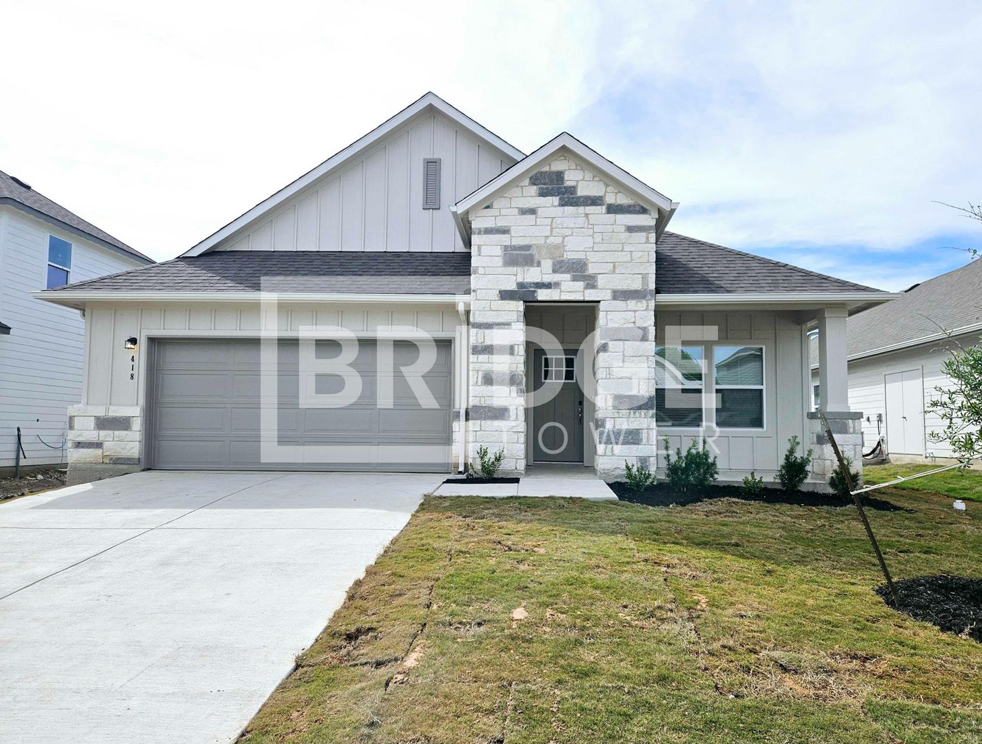 Temple House: 418 Sandy Glen Lane