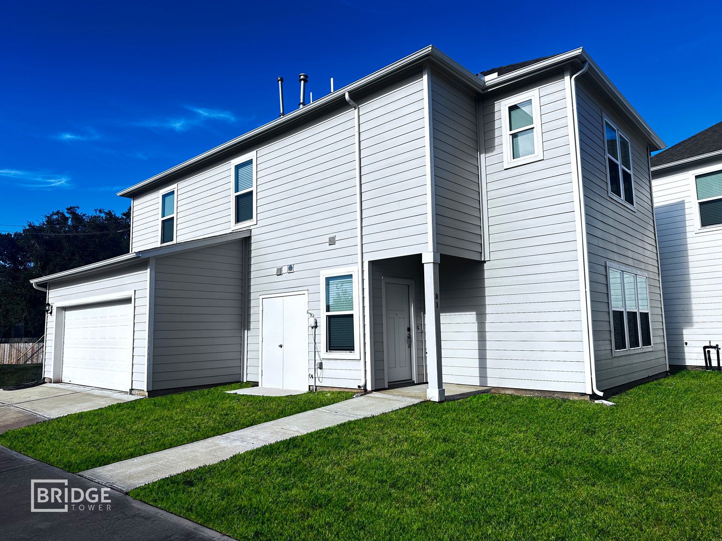 Lake Jackson House: 81 Fern Court