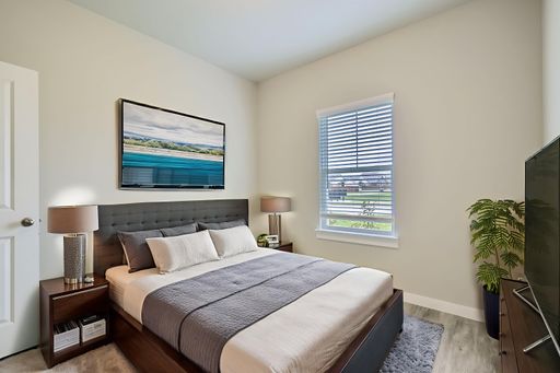 Listing photo thumbnail