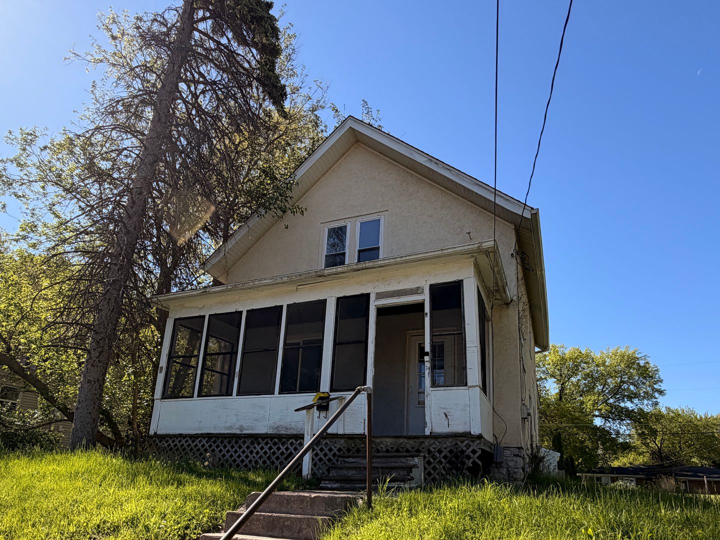 Moline House: 3116 11th Ave C