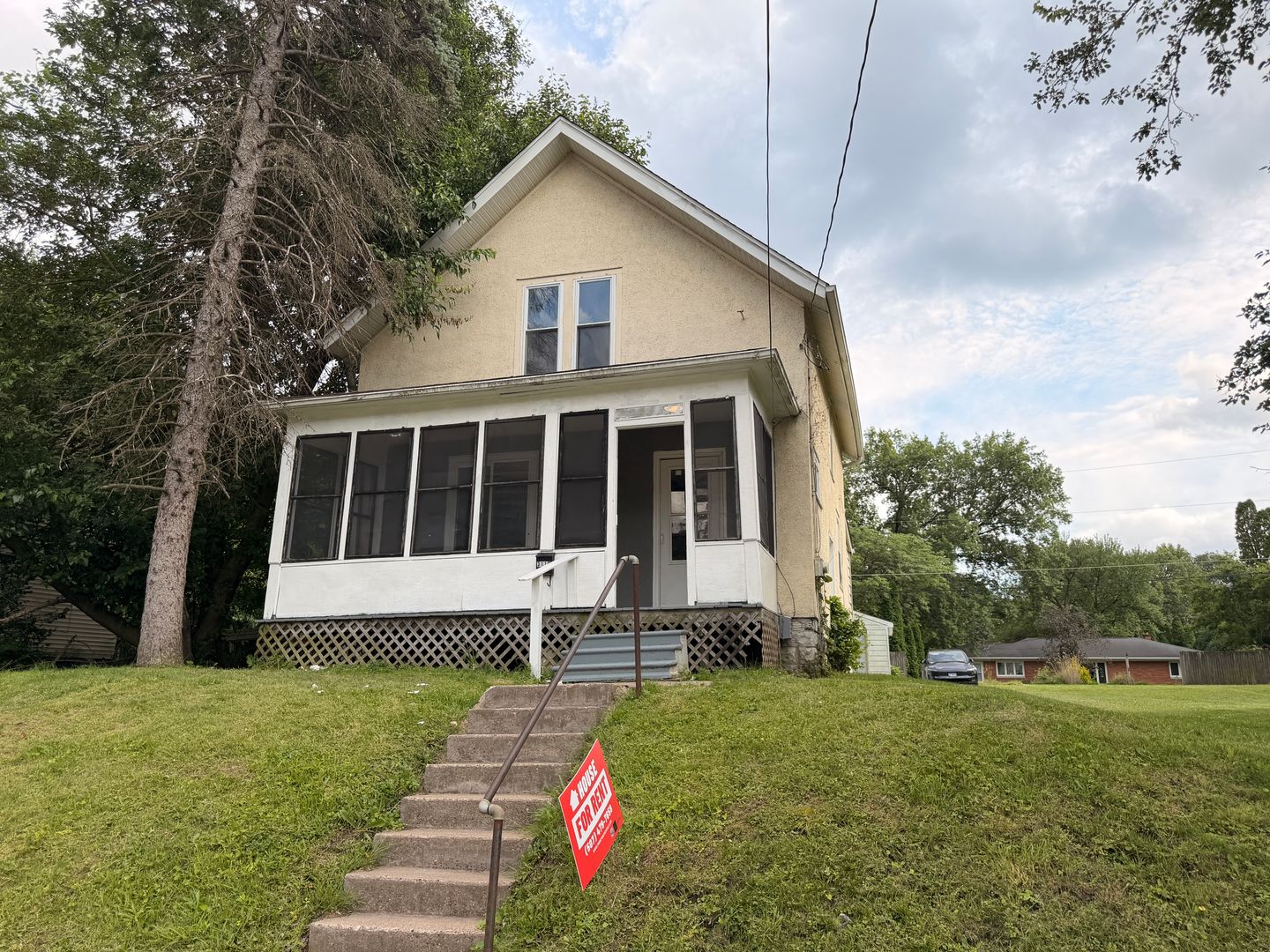 Moline House: 3116 11th Ave C