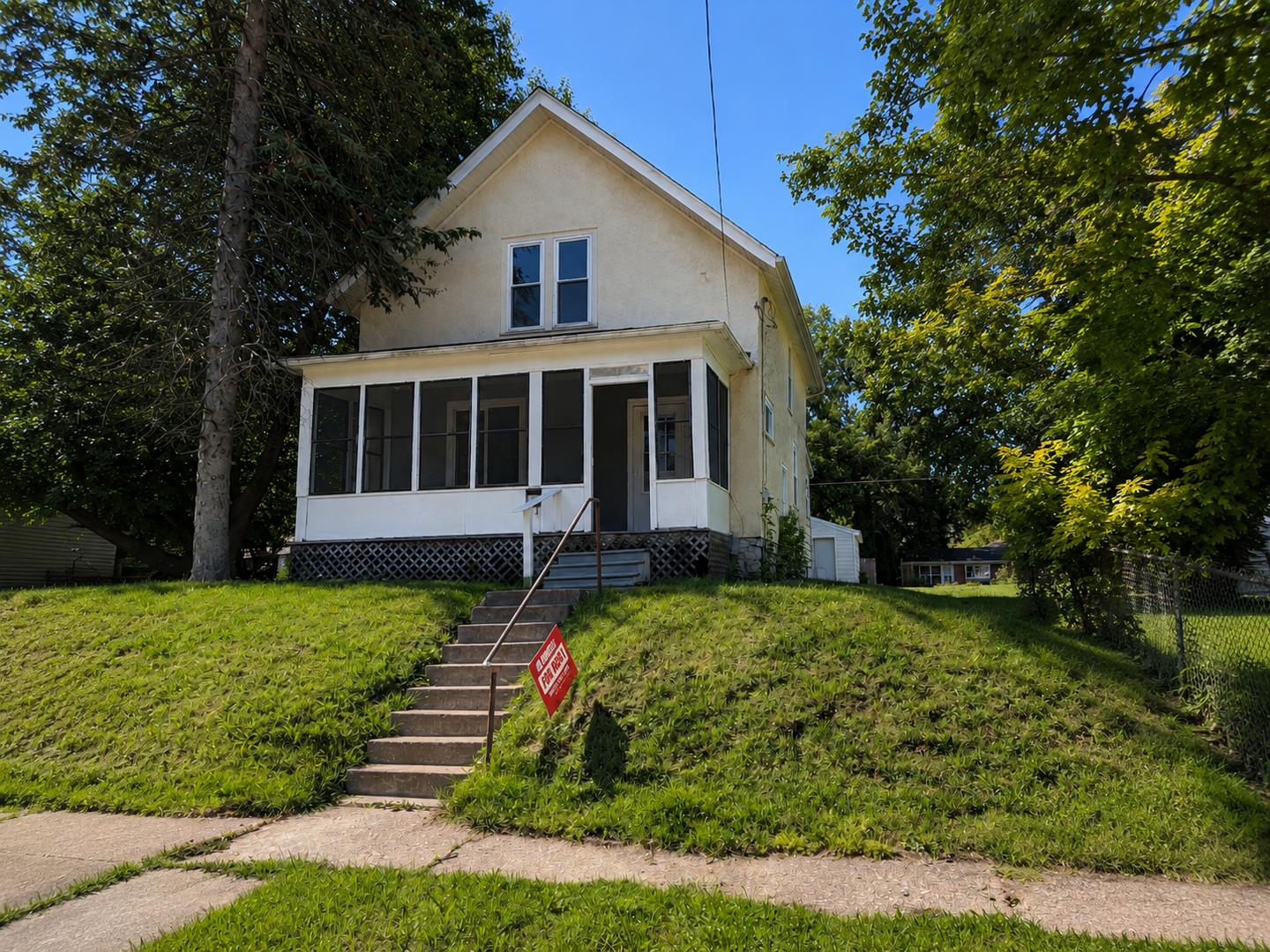 Moline House: 3116 11th Ave C