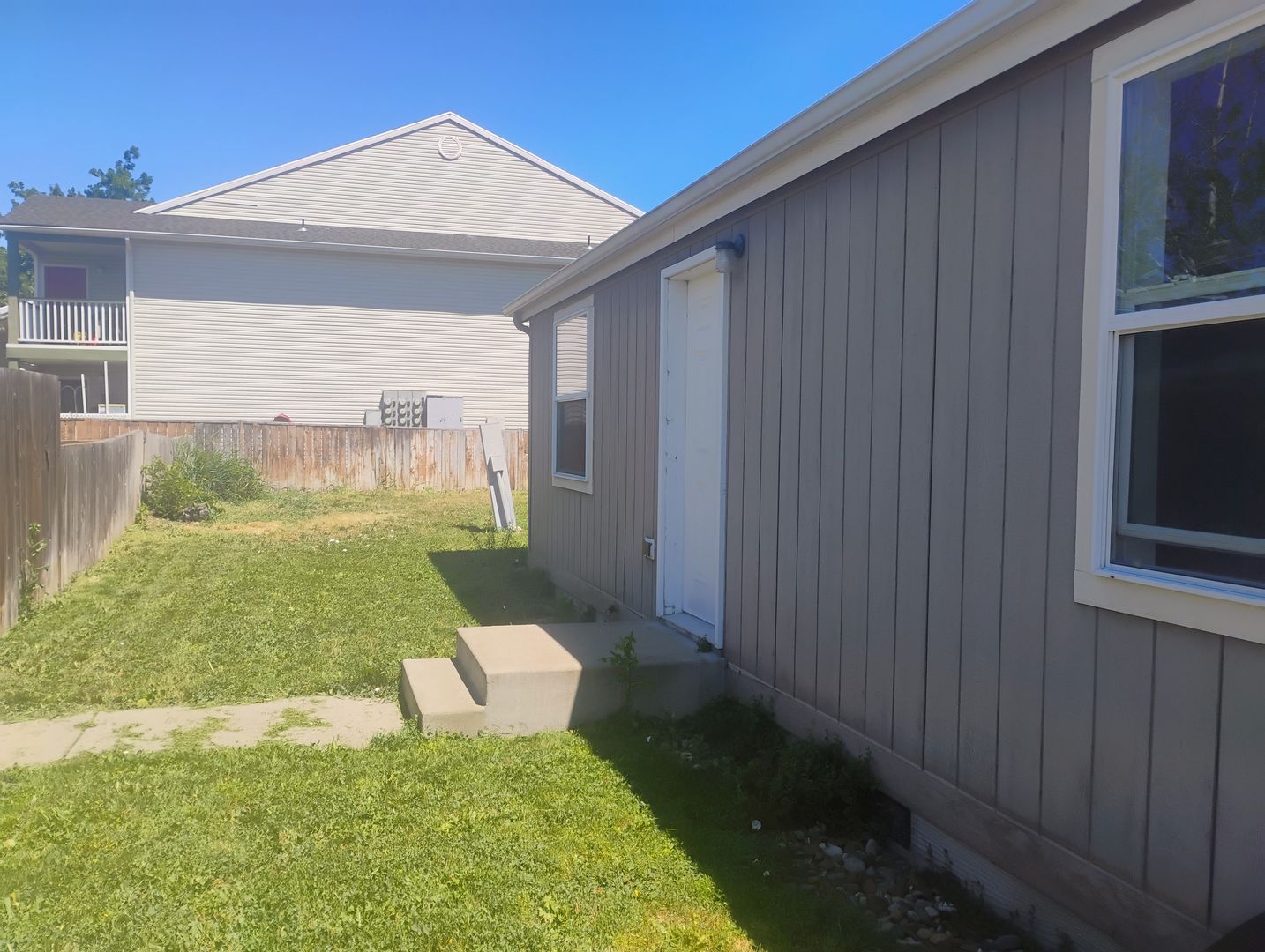 Ellensburg Apartment: 1201 S Chesnut