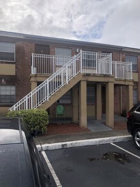 Spacious Studio in Maitland!