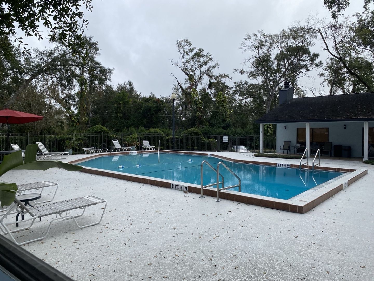 Pool at 196-201
