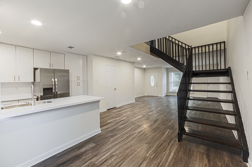 Experience Luxurious Living at Roundhill Townhomes - Your Ultimate Dream Home! – photo 1