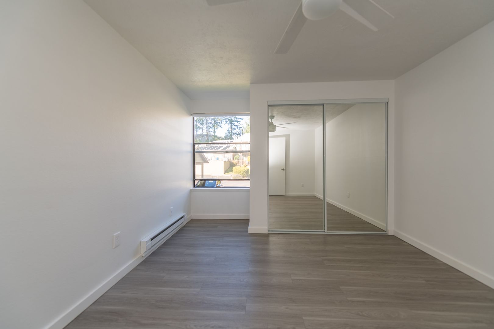 Hallwood Apartments 3 of 5