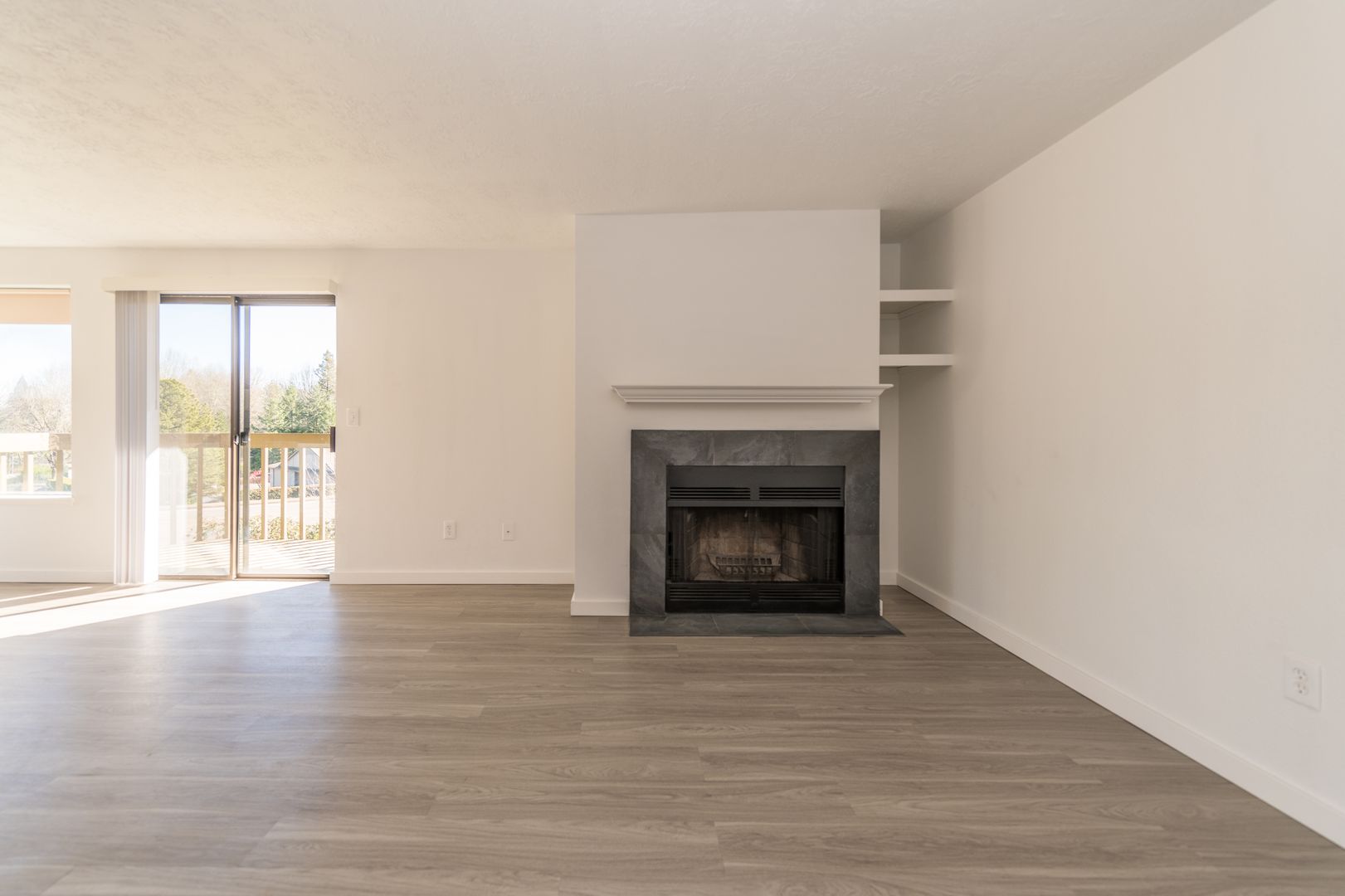 Beaverton Apartment: 7535 SW Hall Blvd