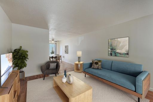 2bedroom townhouse – photo 1