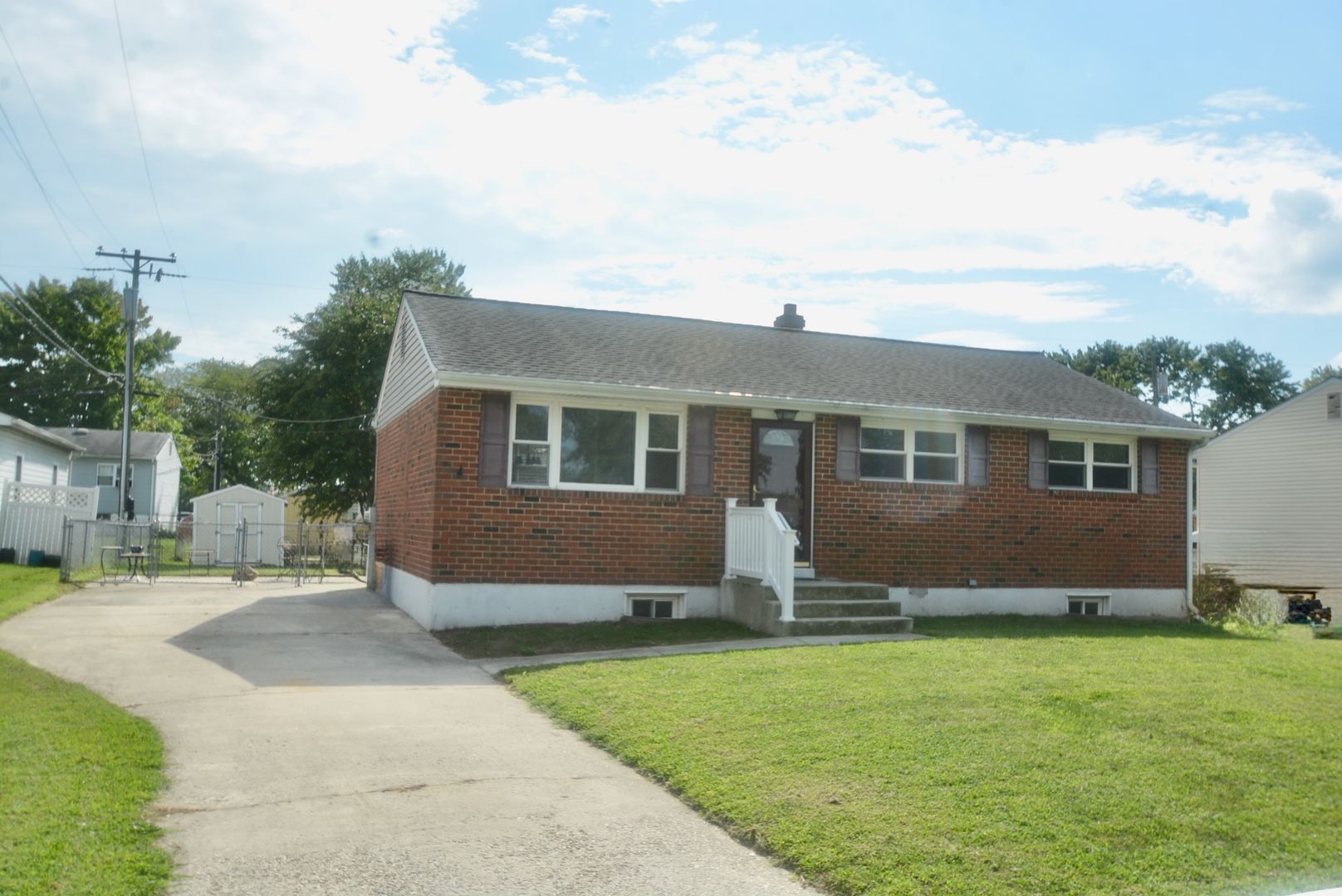 Smyrna House: 363 N. School Lane