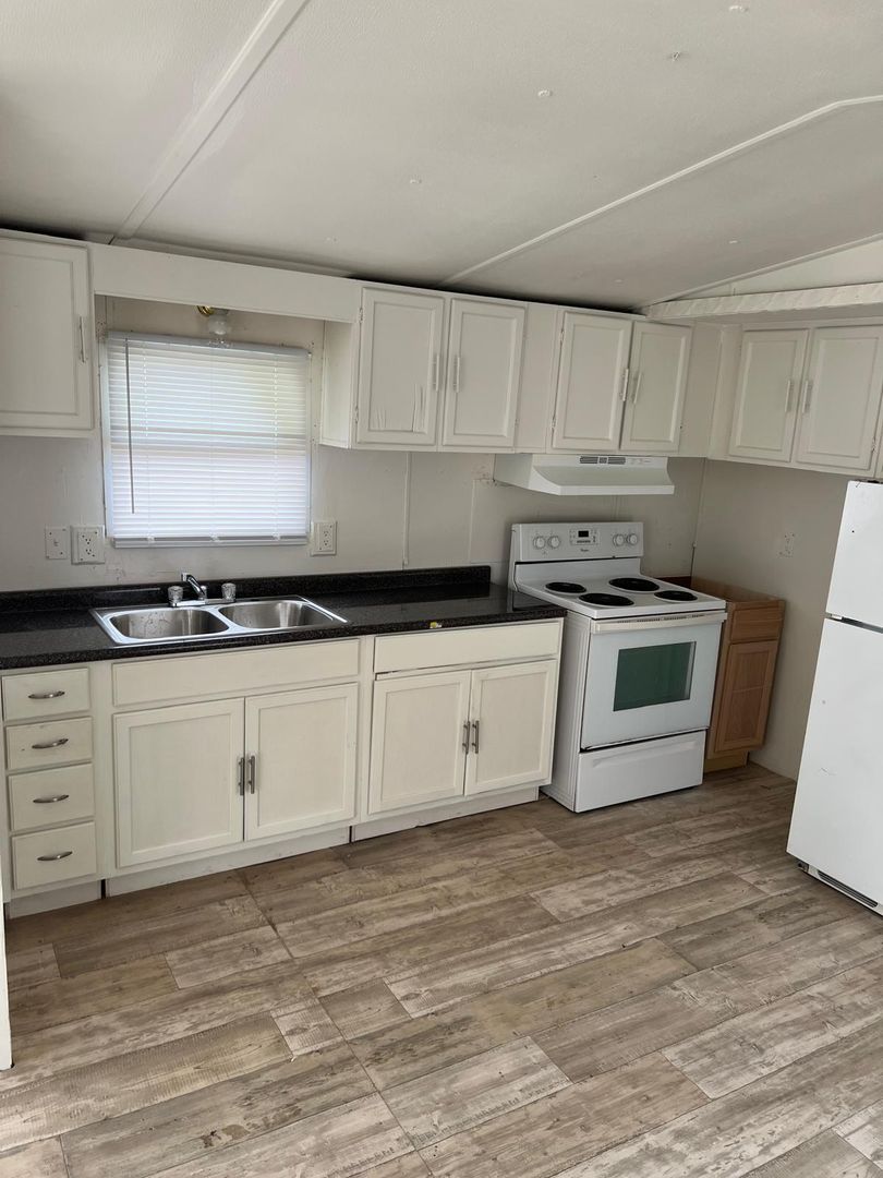 Renovated 3-Bed, 2-Bath Mobile Home 31 of 32